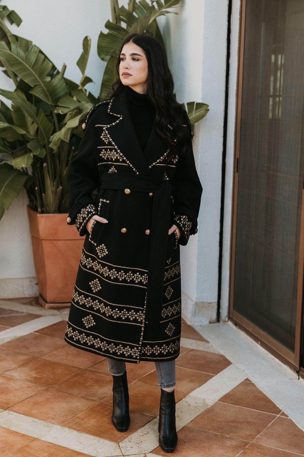 Noir Majesty Coat